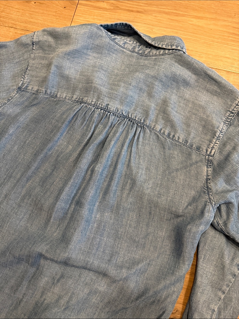 Splendid soft Light Blue Denim Button-Up Shirt -Women - Picture 10 of 10